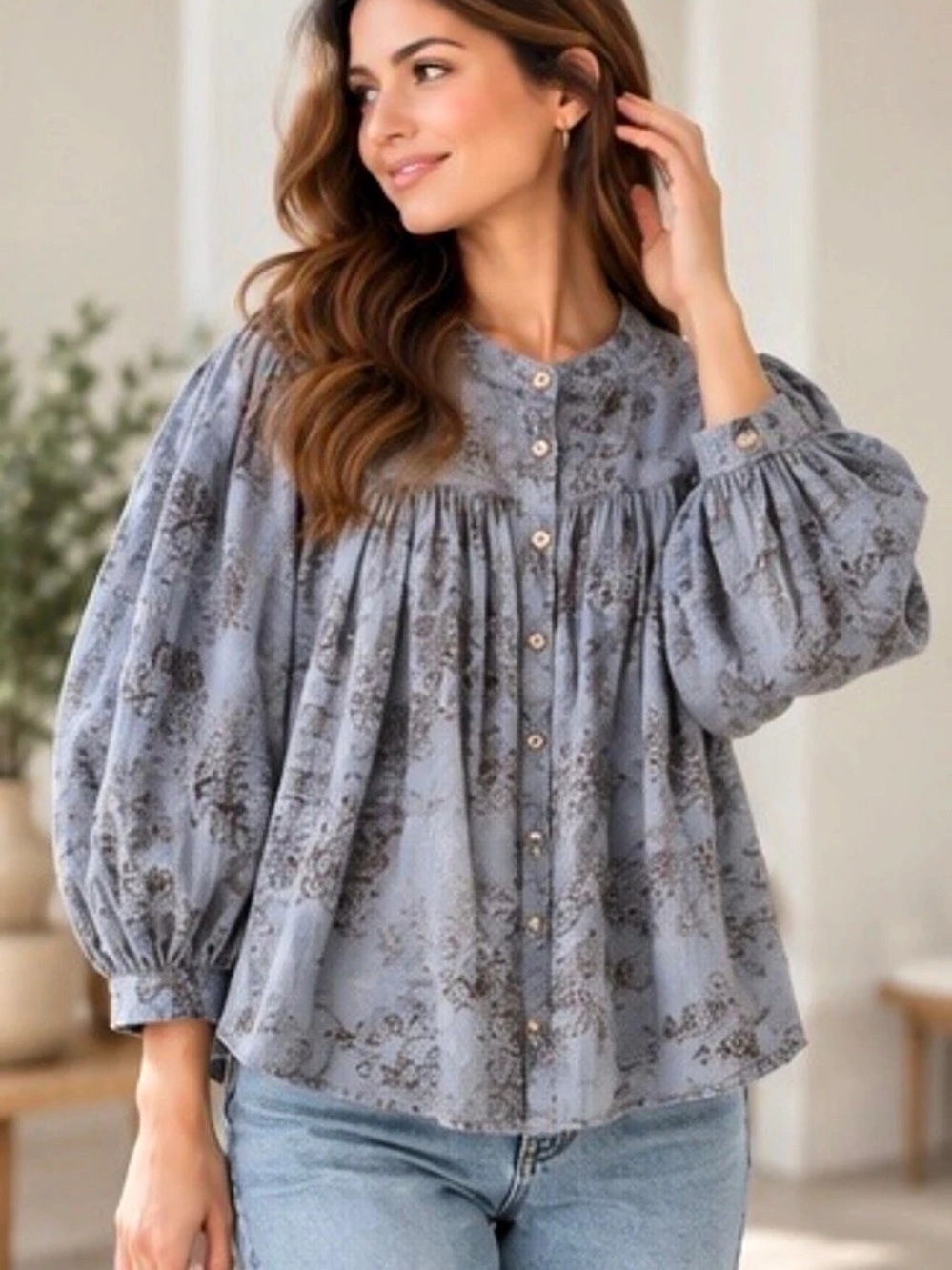 Easel Floral Blouse in Blue & Gray Size Small